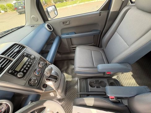 Used 2004 Honda Element EX image 11