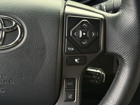 Used 2019 Toyota Tacoma TRD Off-Road AWD/4WD image 14