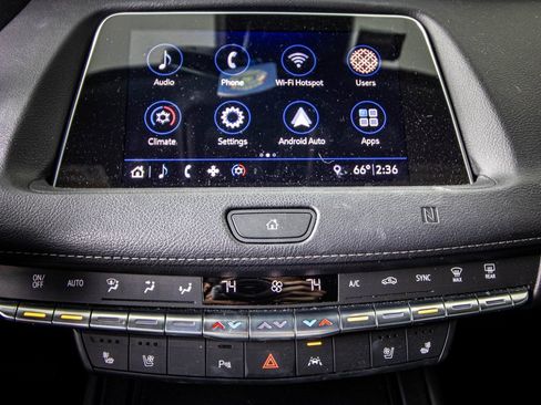 Used 2019 Cadillac XT4 Premium Luxury image 35