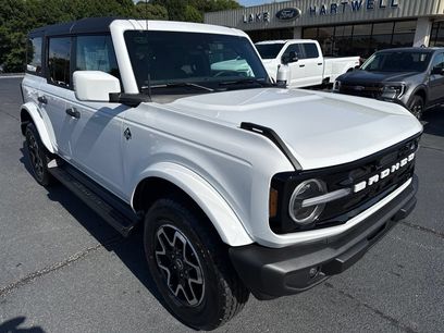 New 2026 Ford Bronco Outer Banks
