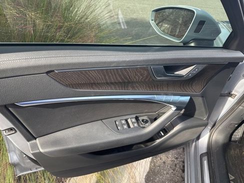 Used 2023 Audi A6 2.0T Premium w/ Convenience Package image 17