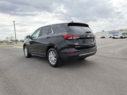 Used 2024 Chevrolet Equinox LT image 3
