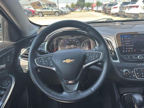 Used 2024 Chevrolet Malibu LT FWD image 8