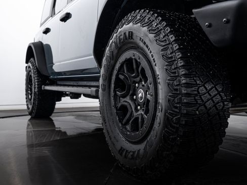 Used 2024 Ford Bronco Wildtrak image 21