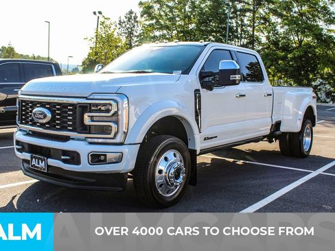 Used 2023 Ford F450 Platinum w/ FX4 Off-Road Package AWD/4WD image 3