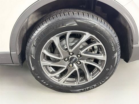 Used 2022 Lincoln Corsair AWD w/ Equipment Group 101A image 36