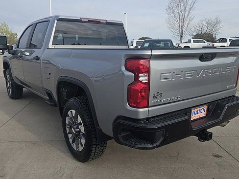 Used 2025 Chevrolet Silverado 2500 Custom w/ Custom Value Package image 22