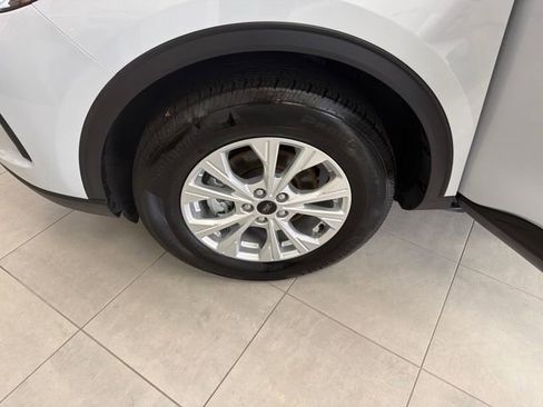 Used 2025 Ford Escape Active image 25