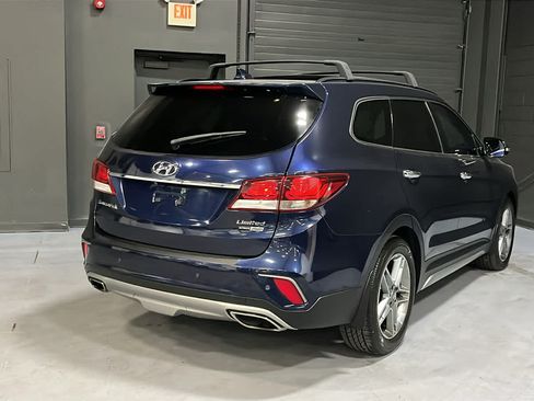 Used 2017 Hyundai Santa Fe Limited AWD/4WD image 4