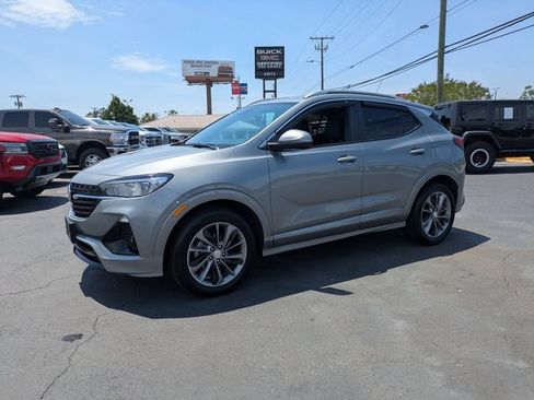 Used 2023 Buick Encore GX Select w/ Sport Touring Package FWD image 9