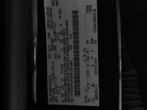 Used 2017 Ford F150 XLT w/ Trailer Tow Package image 18