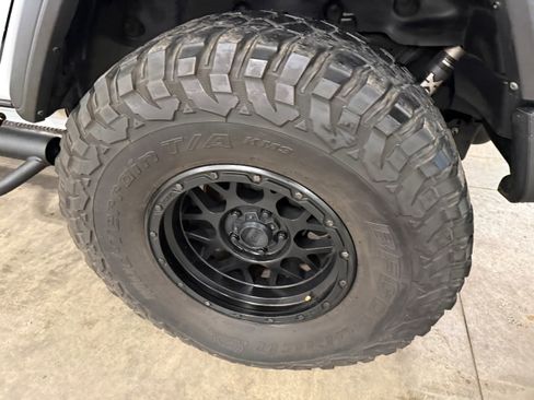 Used 2022 Jeep Wrangler Unlimited Sport AWD/4WD image 38