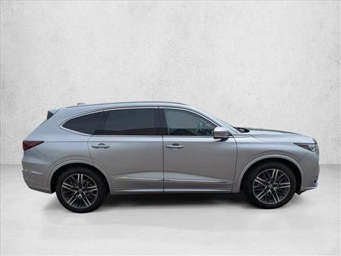 Used 2026 Acura MDX SH-AWD w/ Advance Package image 4