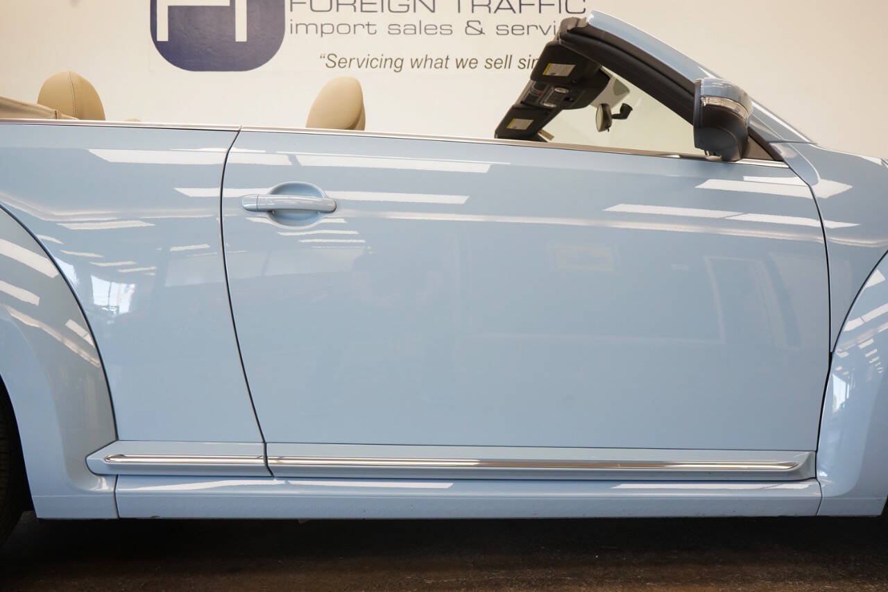 Used 2015 Volkswagen Beetle TDI FWD image 25