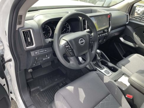 New 2026 Nissan Frontier SV w/ SV Convenience Package AWD/4WD image 17