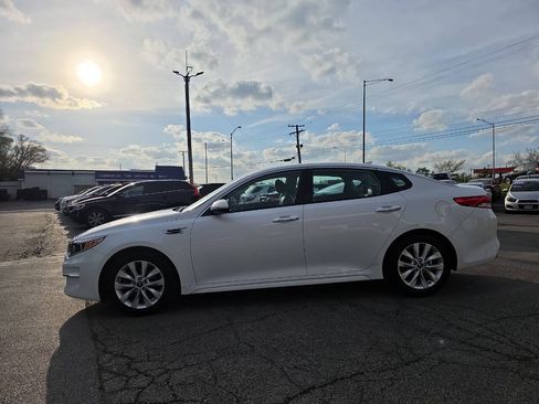 Used 2016 Kia Optima EX FWD image 3