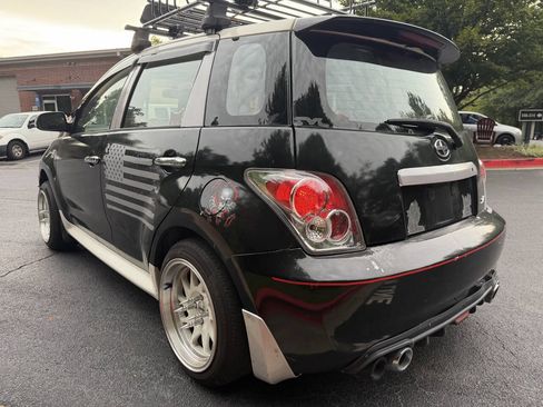 Used 2006 Scion xA FWD image 3