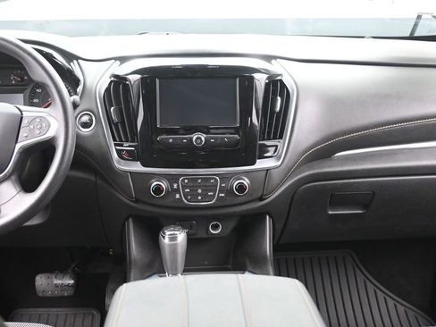 Used 2018 Chevrolet Traverse LS image 27