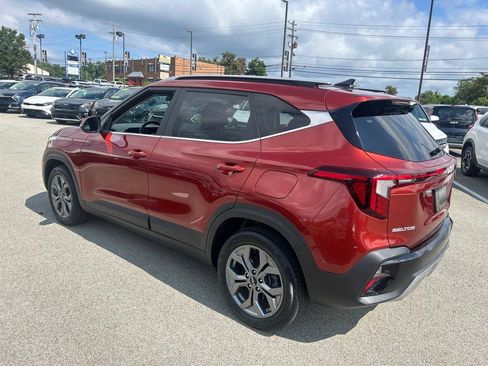 Certified 2024 Kia Seltos S AWD/4WD image 4