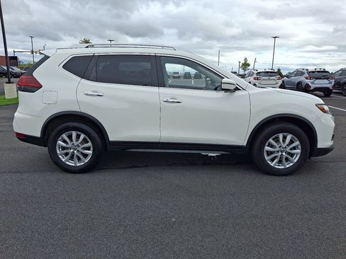 Used 2020 Nissan Rogue SV AWD/4WD image 8