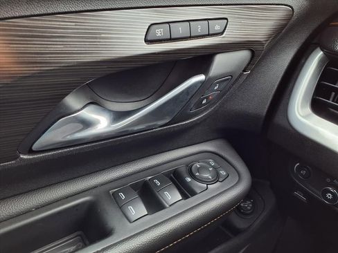 Used 2018 GMC Terrain SLT w/ Preferred Package image 23