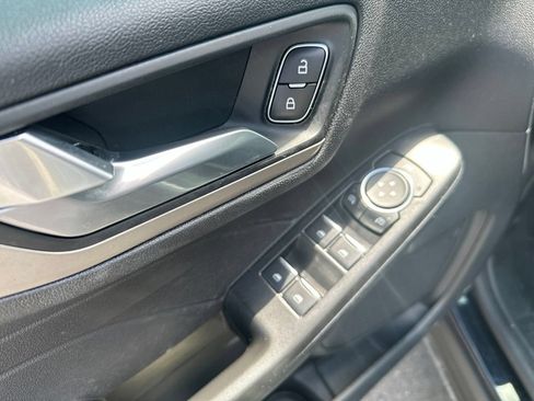 Used 2021 Ford Escape SEL FWD image 13