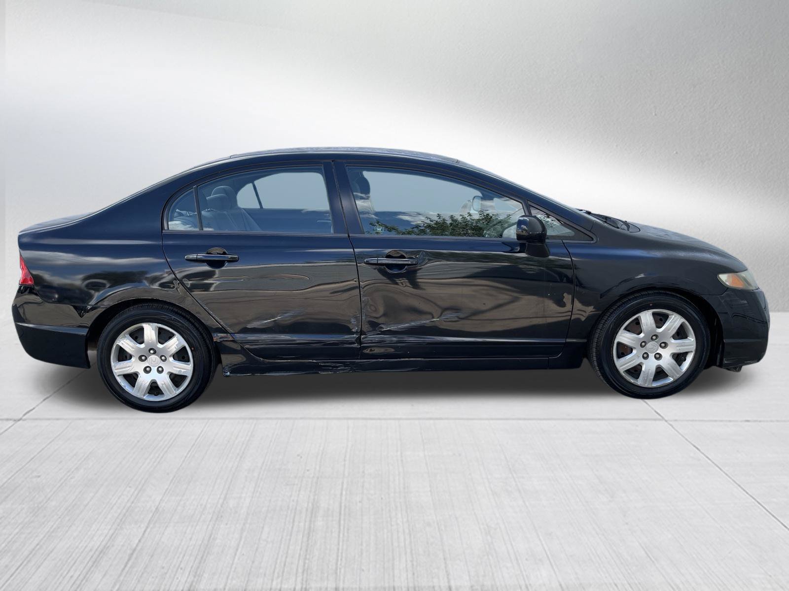 Used 2011 Honda Civic LX image 5