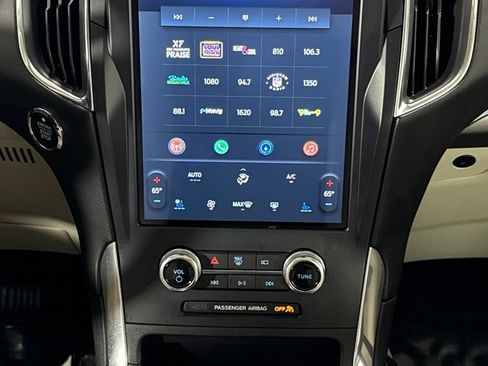 Used 2023 Ford Edge Titanium w/ Equipment Group 301A AWD/4WD image 27
