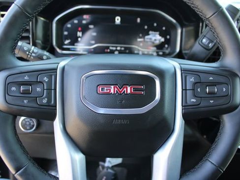 Used 2024 GMC Sierra 1500 SLT AWD/4WD image 25