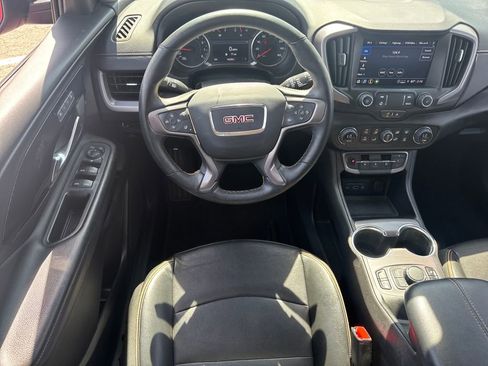 Used 2024 GMC Terrain AT4 image 15