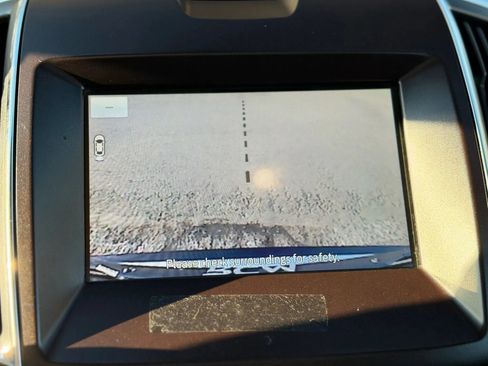 Used 2019 Ford Edge Titanium w/ Equipment Group 301A AWD/4WD image 42