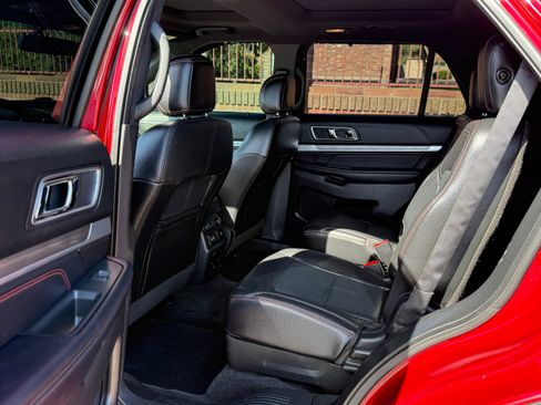 Used 2017 Ford Explorer Sport w/ Equipment Group 401A AWD/4WD image 6