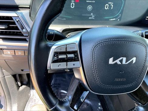 Used 2023 Kia Telluride LX AWD/4WD image 24