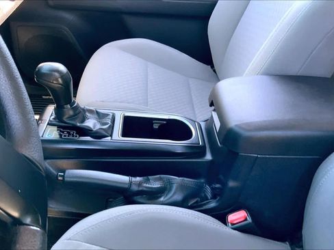 Certified 2020 Toyota Tacoma SR image 14