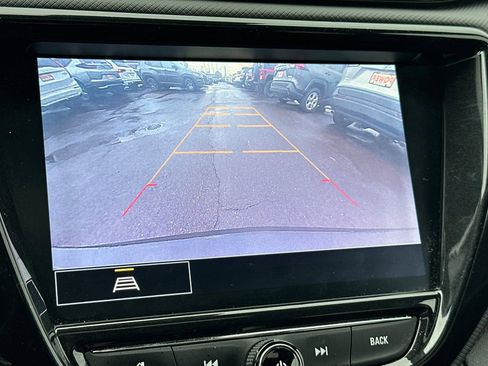 Used 2021 Chevrolet TrailBlazer RS w/ Sun and Liftgate Package image 18