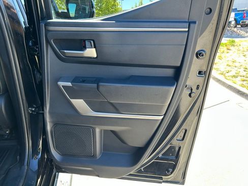 Used 2022 Toyota Tundra Limited w/ TRD Off-Road Package AWD/4WD image 28