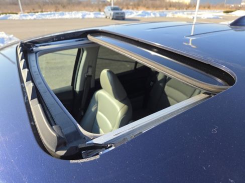 Used 2017 Honda Ridgeline RTL-E image 3