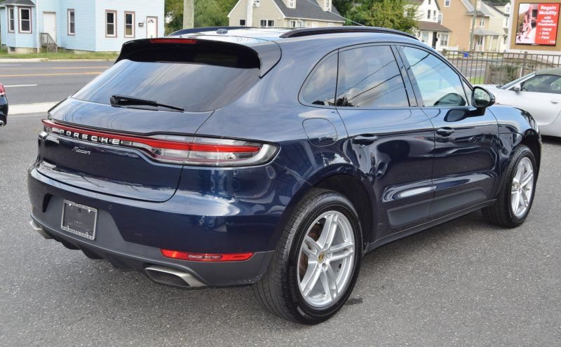 Used 2019 Porsche Macan AWD/4WD image 12