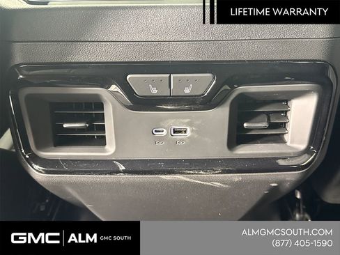 New 2026 GMC Sierra 1500 AT4 w/ AT4 Premium Package AWD/4WD image 24