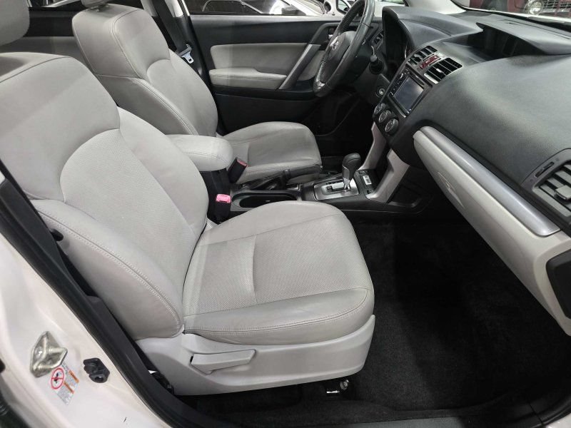 Used 2014 Subaru Forester 2.5i Limited AWD/4WD image 5