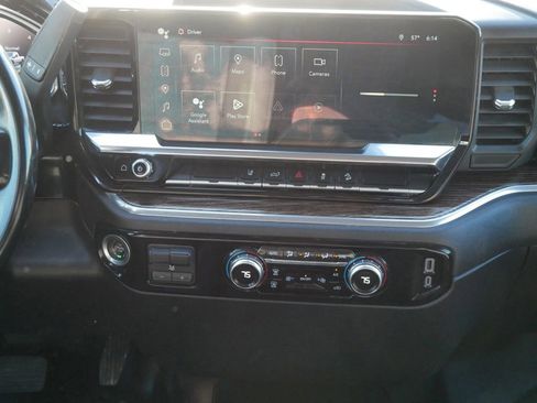 Used 2024 GMC Sierra 3500 SLE image 15