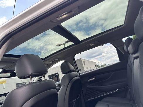Used 2019 Hyundai Santa Fe AWD image 18