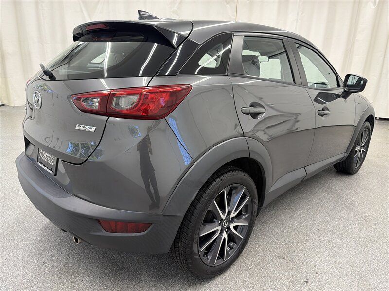 Used 2018 MAZDA CX-3 Touring w/ Preferred Equipment Package AWD/4WD image 5
