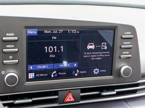New 2026 Hyundai Elantra SE FWD image 5