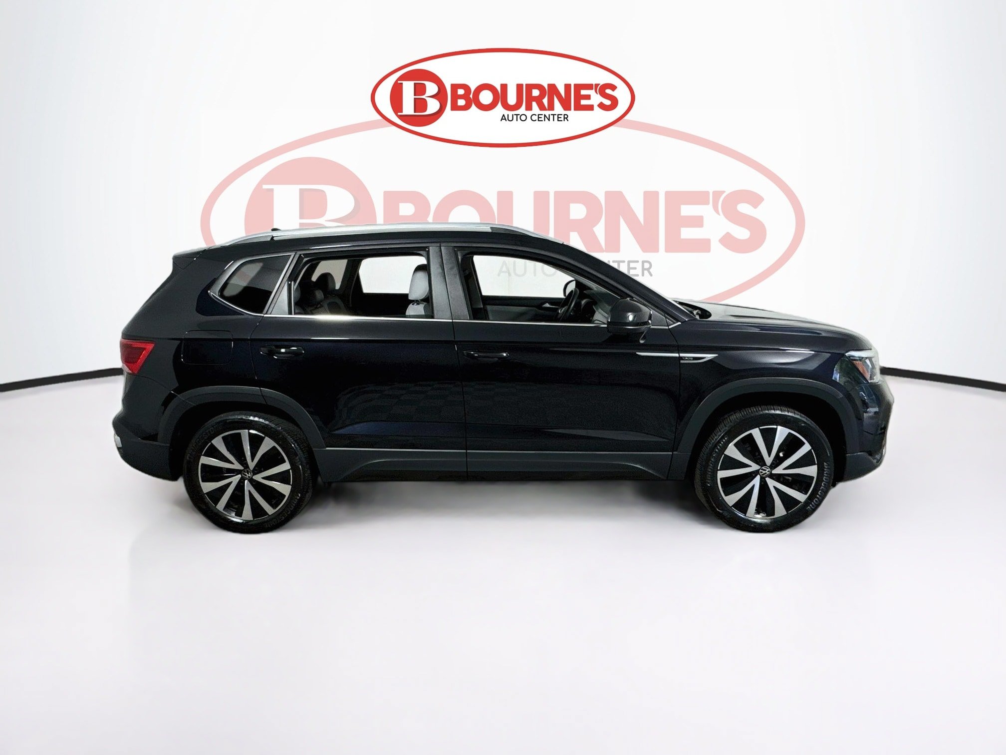 Used 2023 Volkswagen Taos SE AWD/4WD image 11