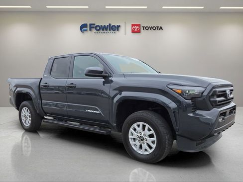 Certified 2025 Toyota Tacoma SR5 w/ SR5 Upgrade Package image 1