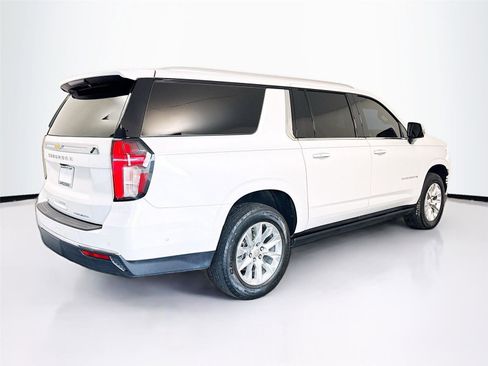 Used 2024 Chevrolet Suburban Premier w/ Advanced Technology Package AWD/4WD image 42