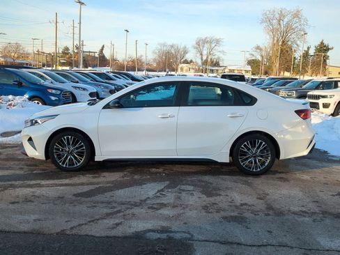 Used 2023 Kia Forte GT-Line w/ GT-Line Premium Package image 5