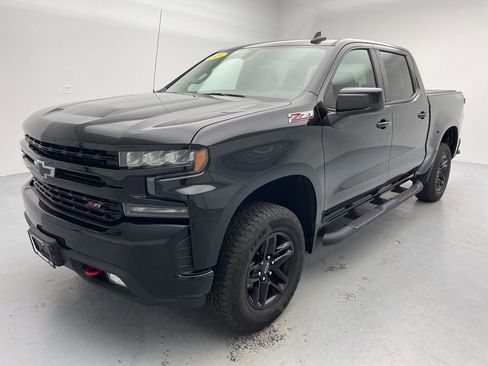 Used 2020 Chevrolet Silverado 1500 LT Trail Boss image 6