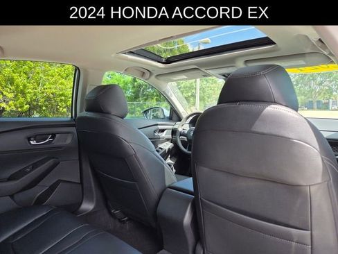 Used 2024 Honda Accord EX image 12
